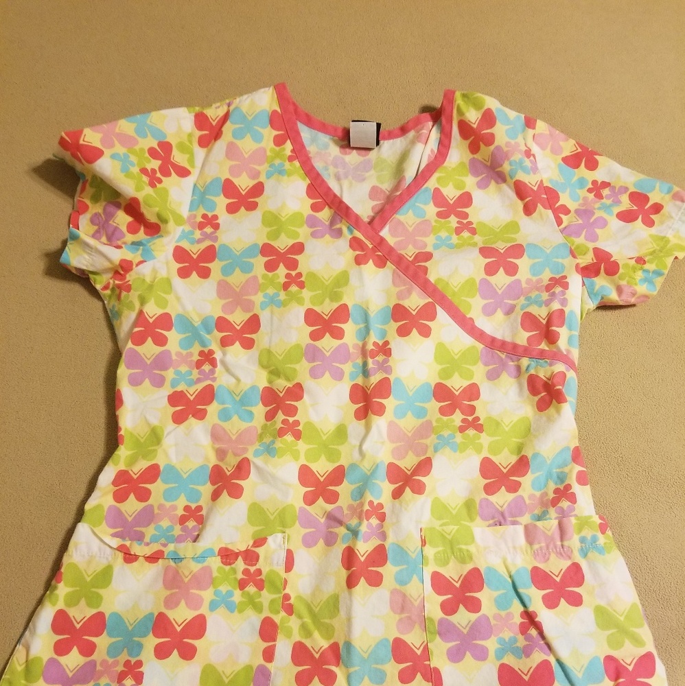 Scrub top
